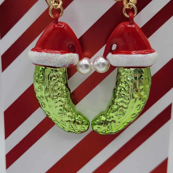 Betsey Johnson Santa Baby Pickle Drop Earrings NWT!  NEW! - Picture 3 of 7